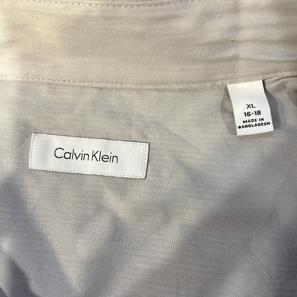 Calvin Klein Fitted Button Down Long Sleeve Work Blouse - Gray - XL - Picture 6 of 6